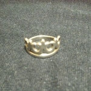 Retired James Avery Crown Ring